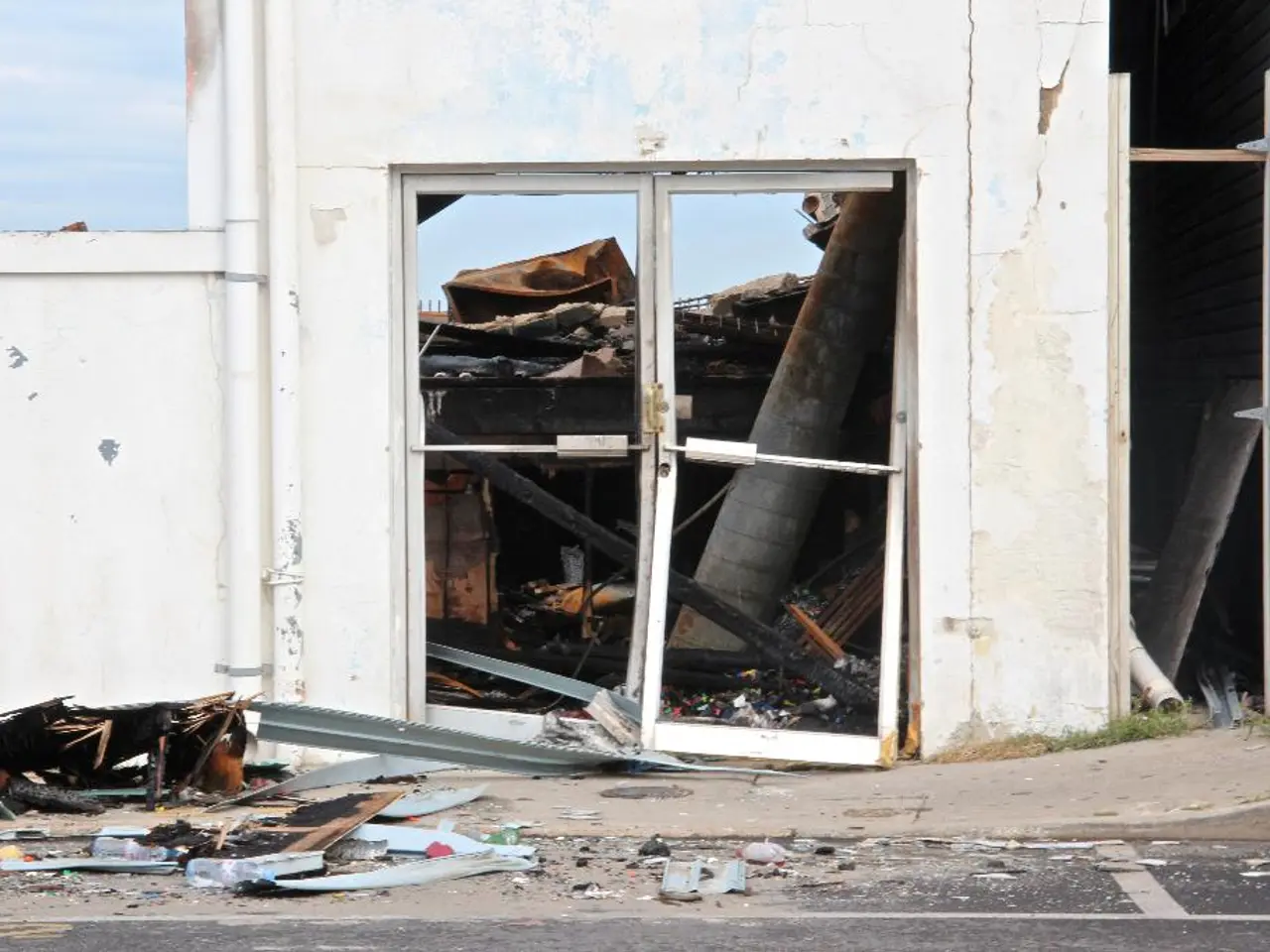 Più di 2800 case e stabilimenti nella zona di Las Vegas sono ancora privi di elettricità a causa...