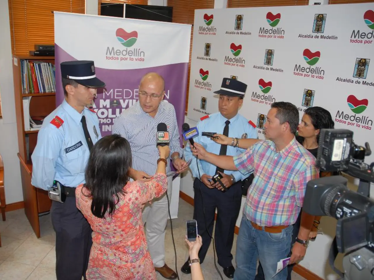 L'impatto del FOMO (paura di perdere qualcosa) in un mondo sovraccarico di connettività