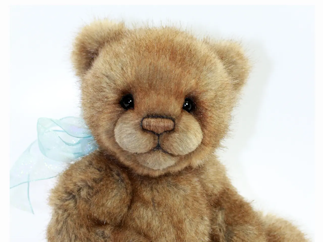 Confronti tra approcci di gestione del personale Strict e Empathetic: Vantaggi e Svantaggi