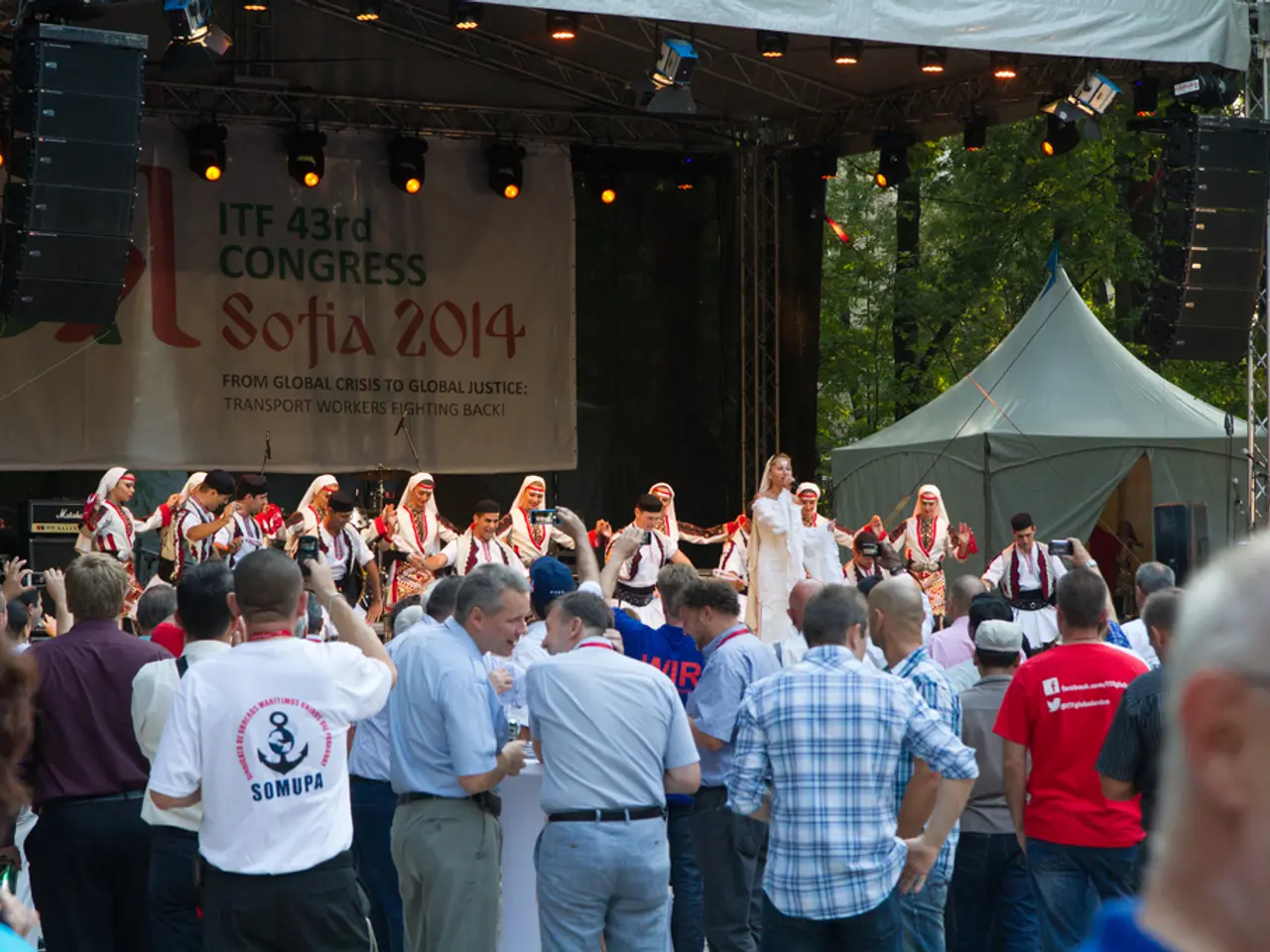 Vantaggi delle Gazebo per organizzare serate cinematografiche in famiglia all'aperto