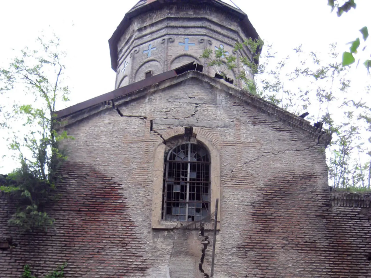 Ispezione Casa: Comprendere il Soffschemaso e Riconoscere i Segni nella Muratura della Proprietà