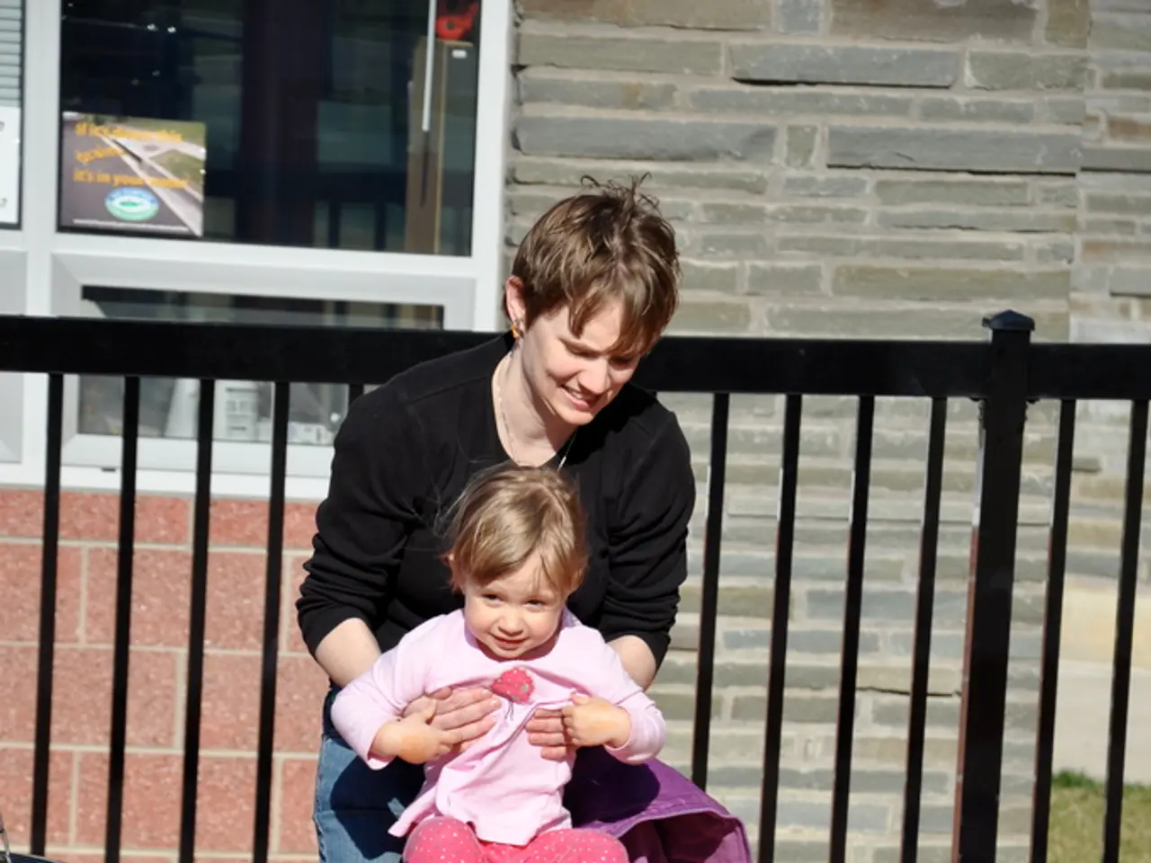 Decisione R rinviata: Negazione all'ultimo momento della madre dopo presunto atto di violenza...