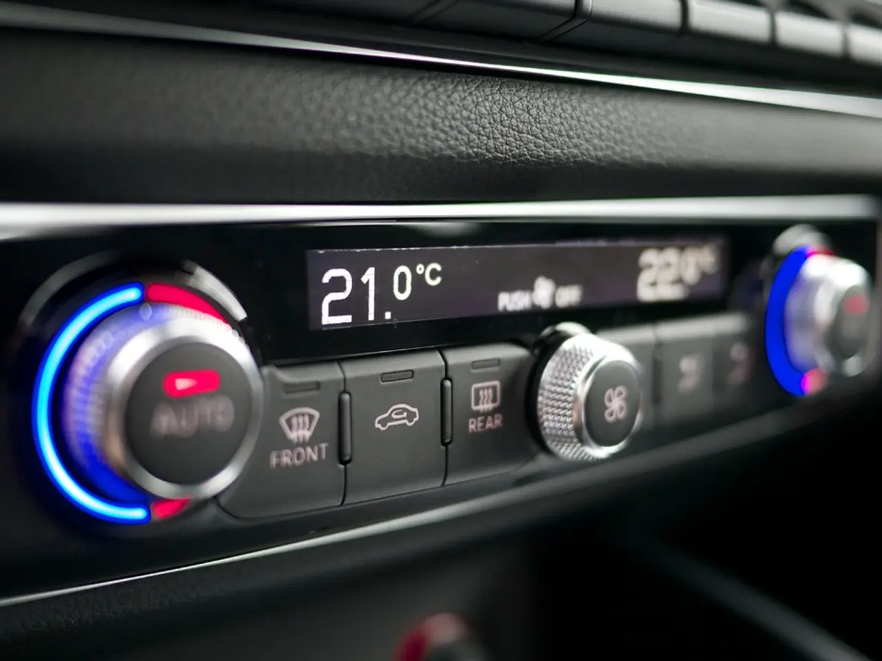 Misure di Sicurezza Essenziali per i Sistemi di Controllo Industriale