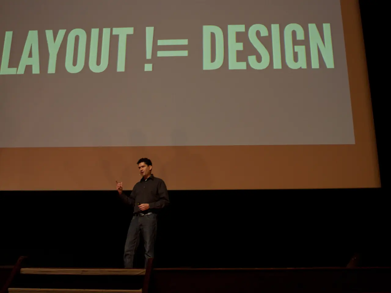 L'attore di Nollywood, Afeeze Owo, spiega la sua decisione di perdonare l'aggressività di Yemi...