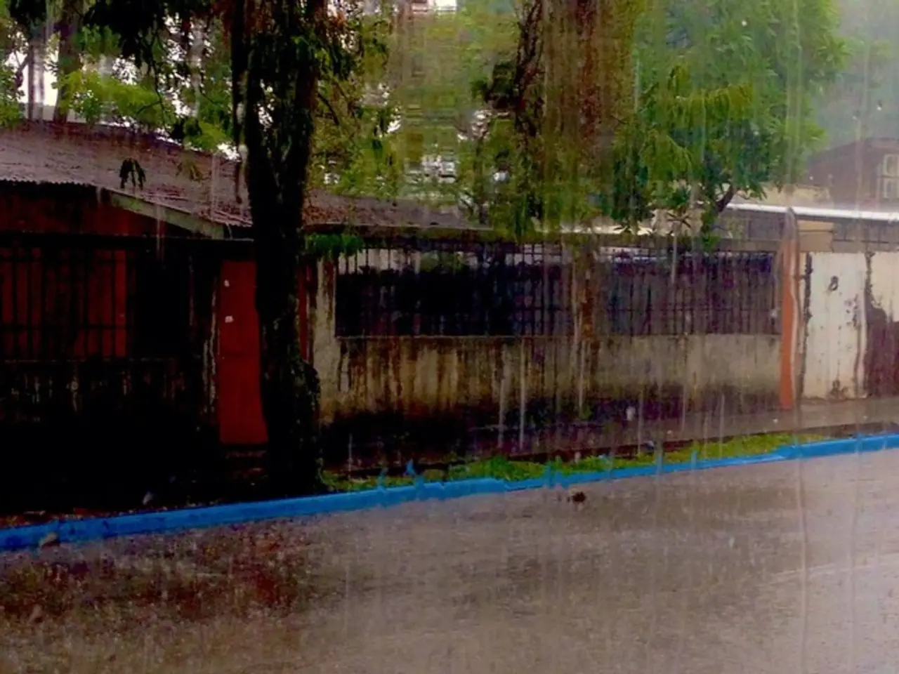 I decessi per annegamento salgono a 37 nel Punjab mentre le inondazioni si intensificano; le strade...