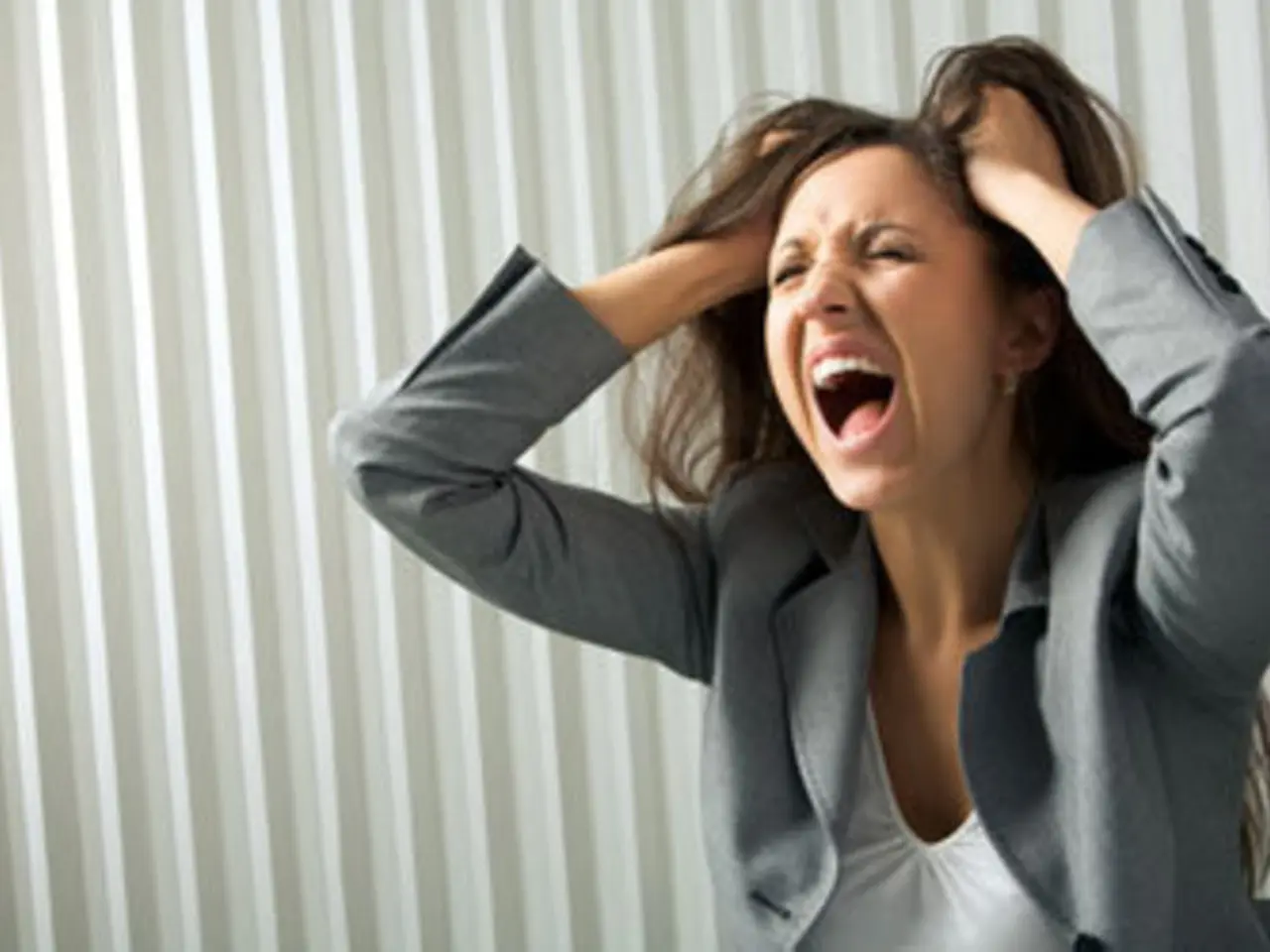 Approccio Strategico per Gestire il Comportamento Aggressivo: Esplorare la Tecnica della Roccia...