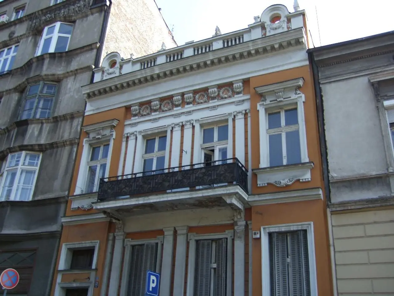 Il rinvenimento di una bomba dell'epoca della Seconda Guerra Mondiale durante i lavori di...