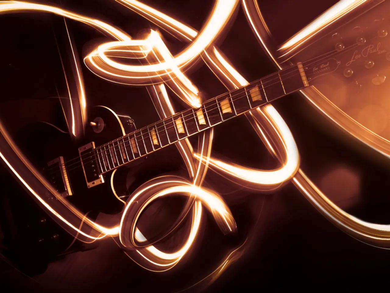 Le canzoni attuali presentano una dinamica insolita nei testi