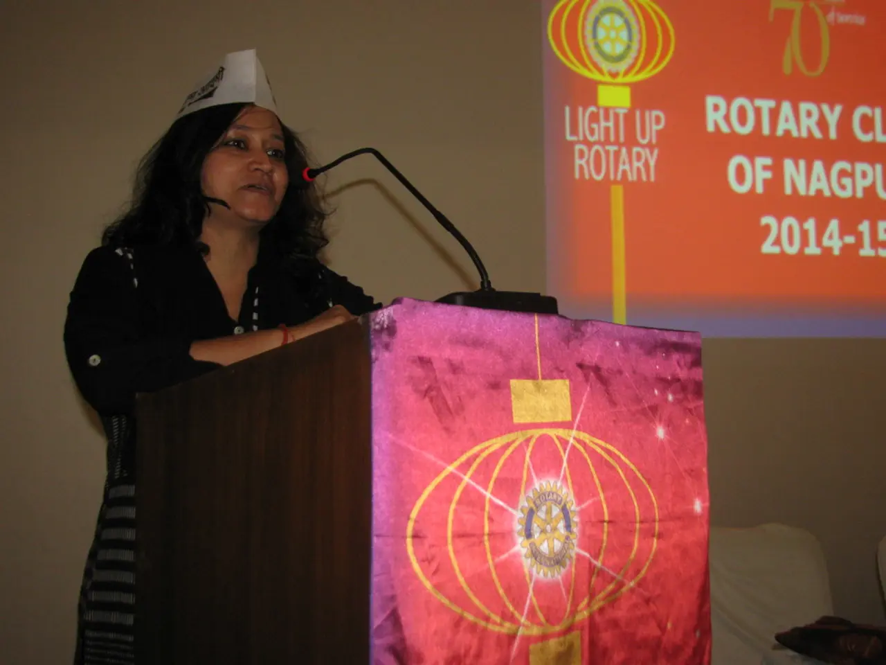 Il celebre stilista italiano Giorgio Armani è morto all'età di 91 anni