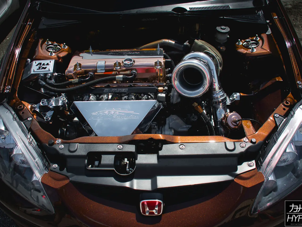 Ordini del Regno Unito ora accettati per il nuovo modello Citroen C5 Aircross Plug-In Hybrid.