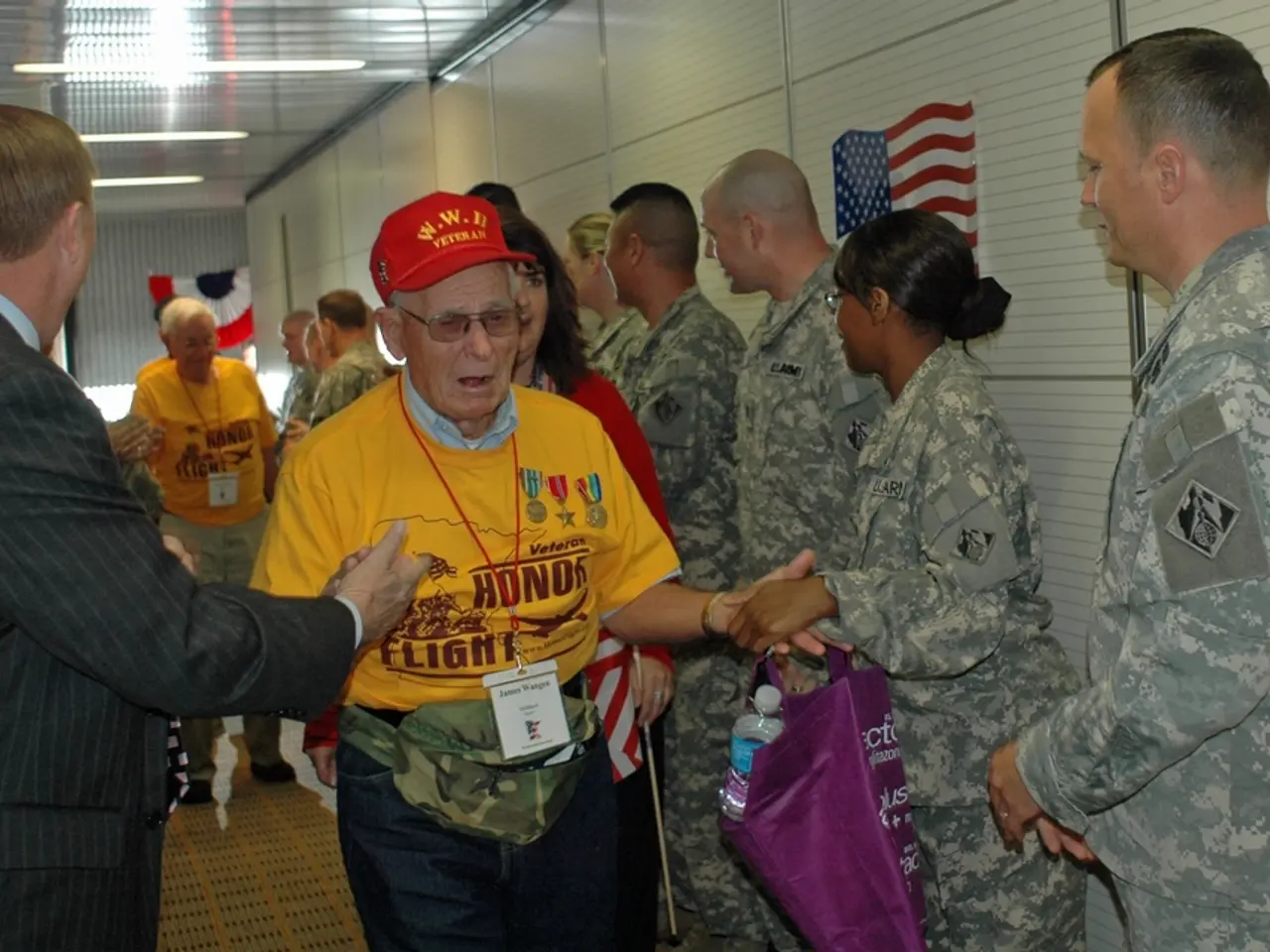 L'esercito israeliano consiglia ai residenti di Gaza Città di trasferirsi in un'area umanitaria...