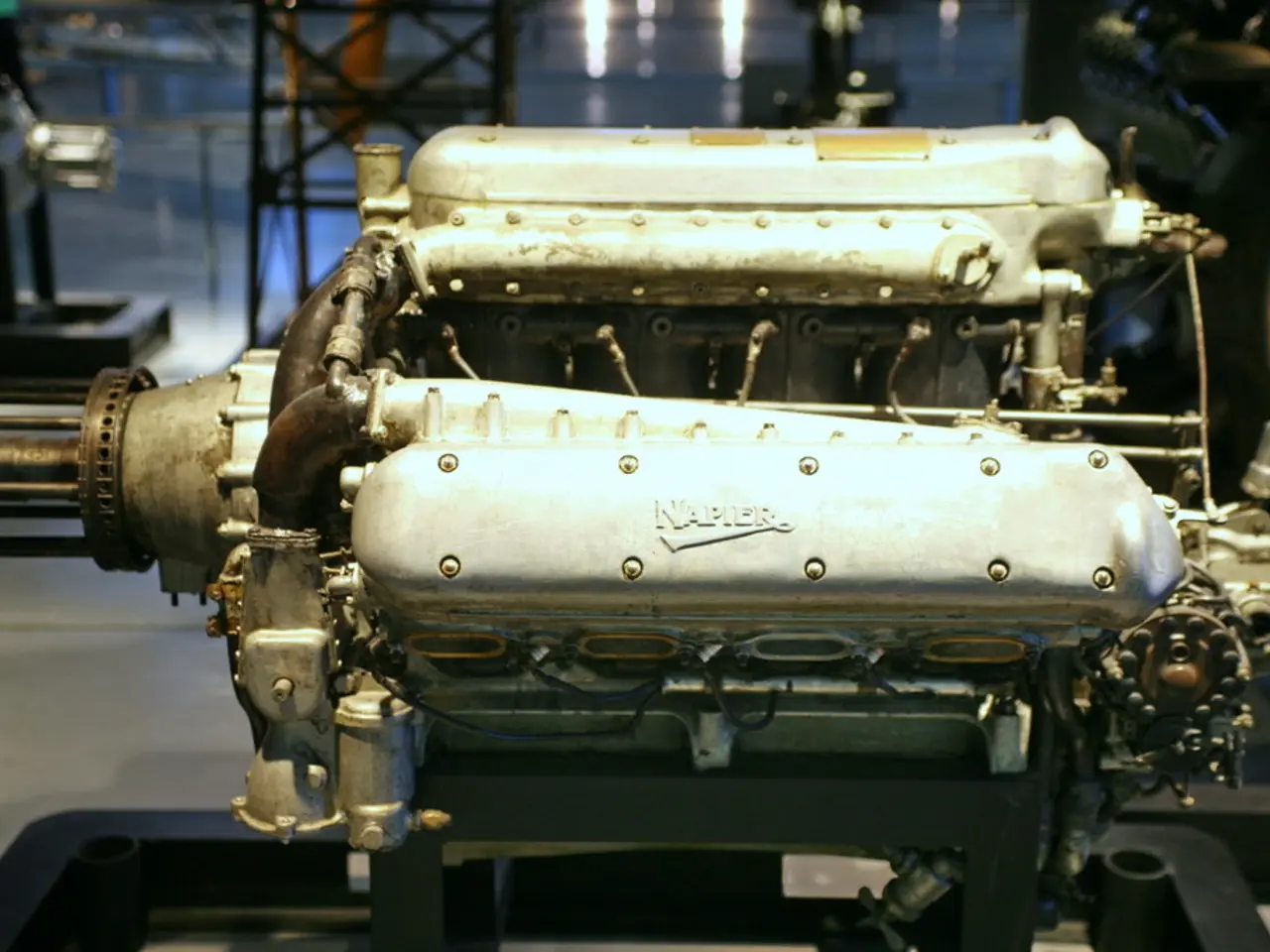 Acceleratore di Startup focalizzato sull'IA Fondato da Darpan Sanghvi di Good Glamm, mirrored.com...