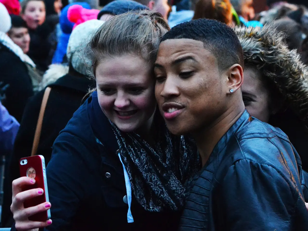 Metodo per Disattivare la funzionalità Auto-Follow di Instagram sui nuovi account