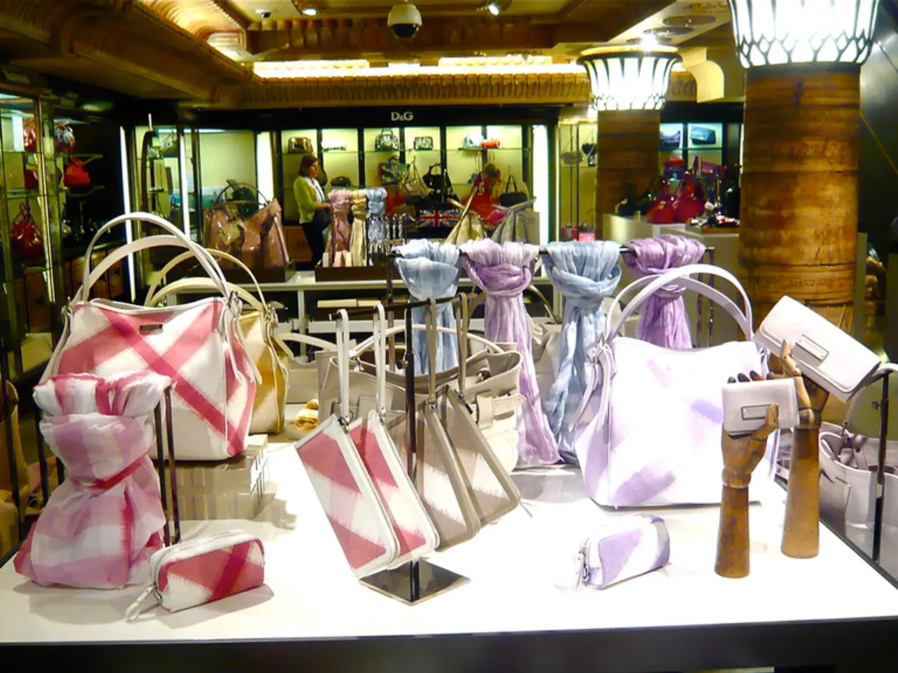 Loewe Ha Create Un Altra Tendenza Nella Moda di Lusso al Centro di Londra