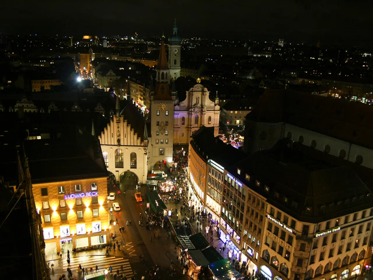 annualmente, tutti crimini, inclusi quelli di omicidio, sono legalmente permessi.