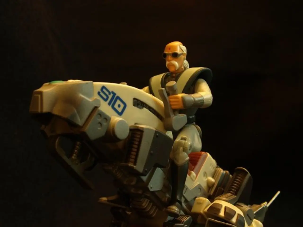 Tesla prevede di rimuovere i guidatori umani di sicurezza dai Robotaxi entro la fine del 2025,...