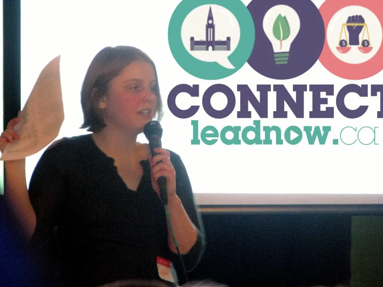 registratore vocale AI accessibile che ambisce a funzionare come il tuo dispositivo di trascrizione...