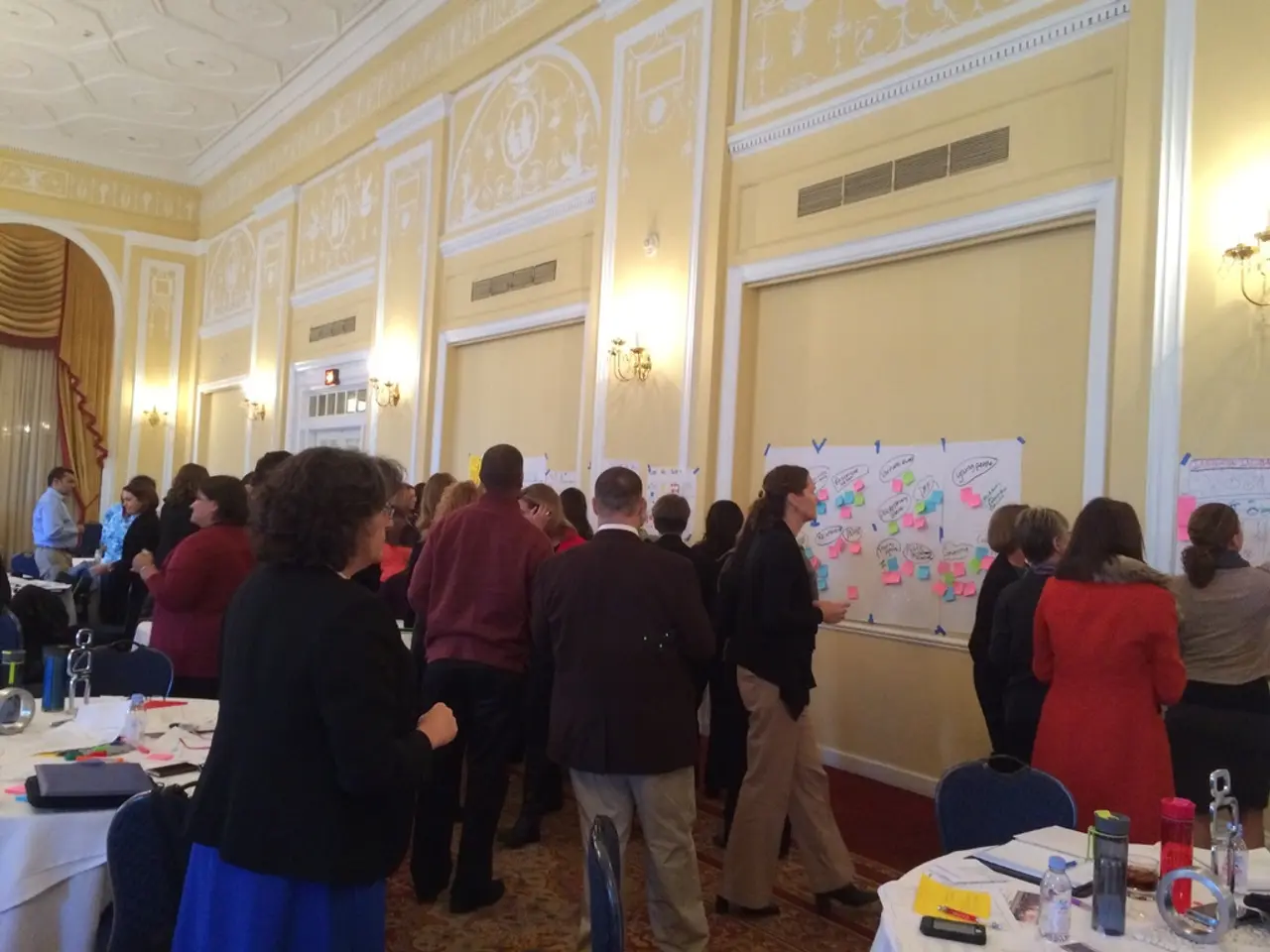 Direttore dell'Istituto, Segretario Smithsonian, conferma autonomia despite la richiesta di...