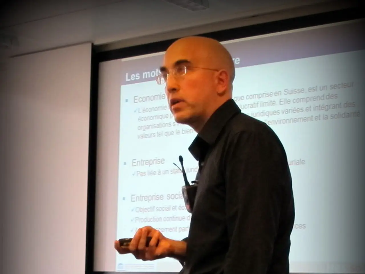 Innovazione in Ingegneria: Manopola Stampata 3D con Funzionalità Touchscreen