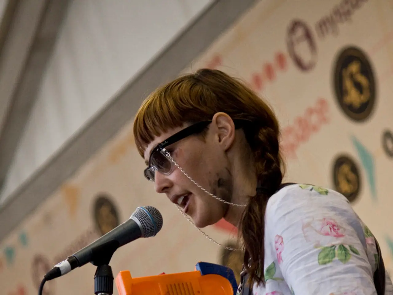 Tom Morello piange la perdita dei momenti condivisi di discussioni sportive e lacrime politiche,...