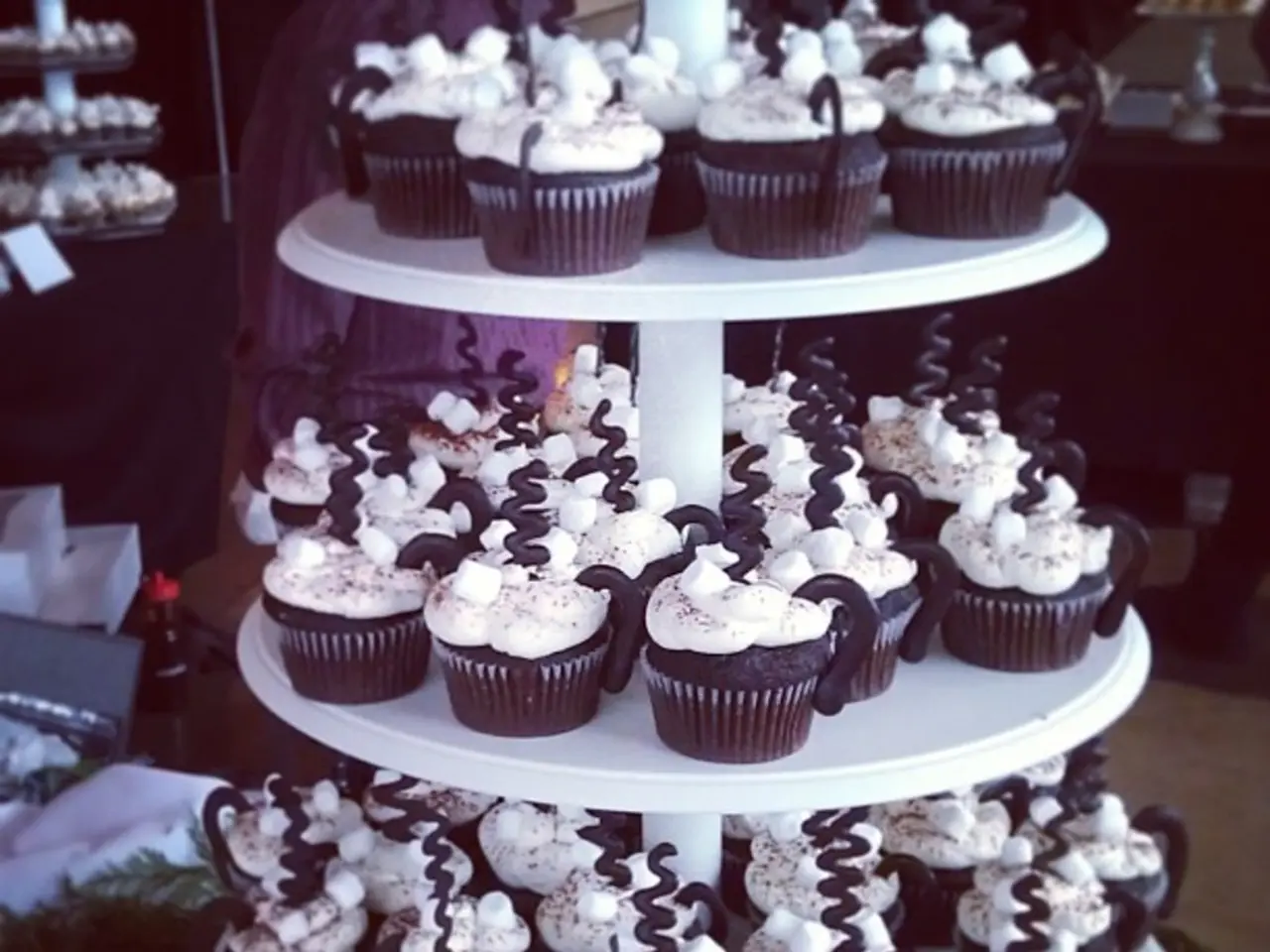 Muffins di zucca e rosmarino appena sfornati, ispirati dall'orto