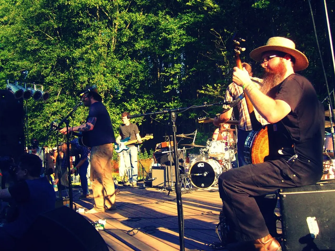 Guida degli appassionati outdoor per 7 avventure raggiungibili che ispirano meraviglia e fascino in...