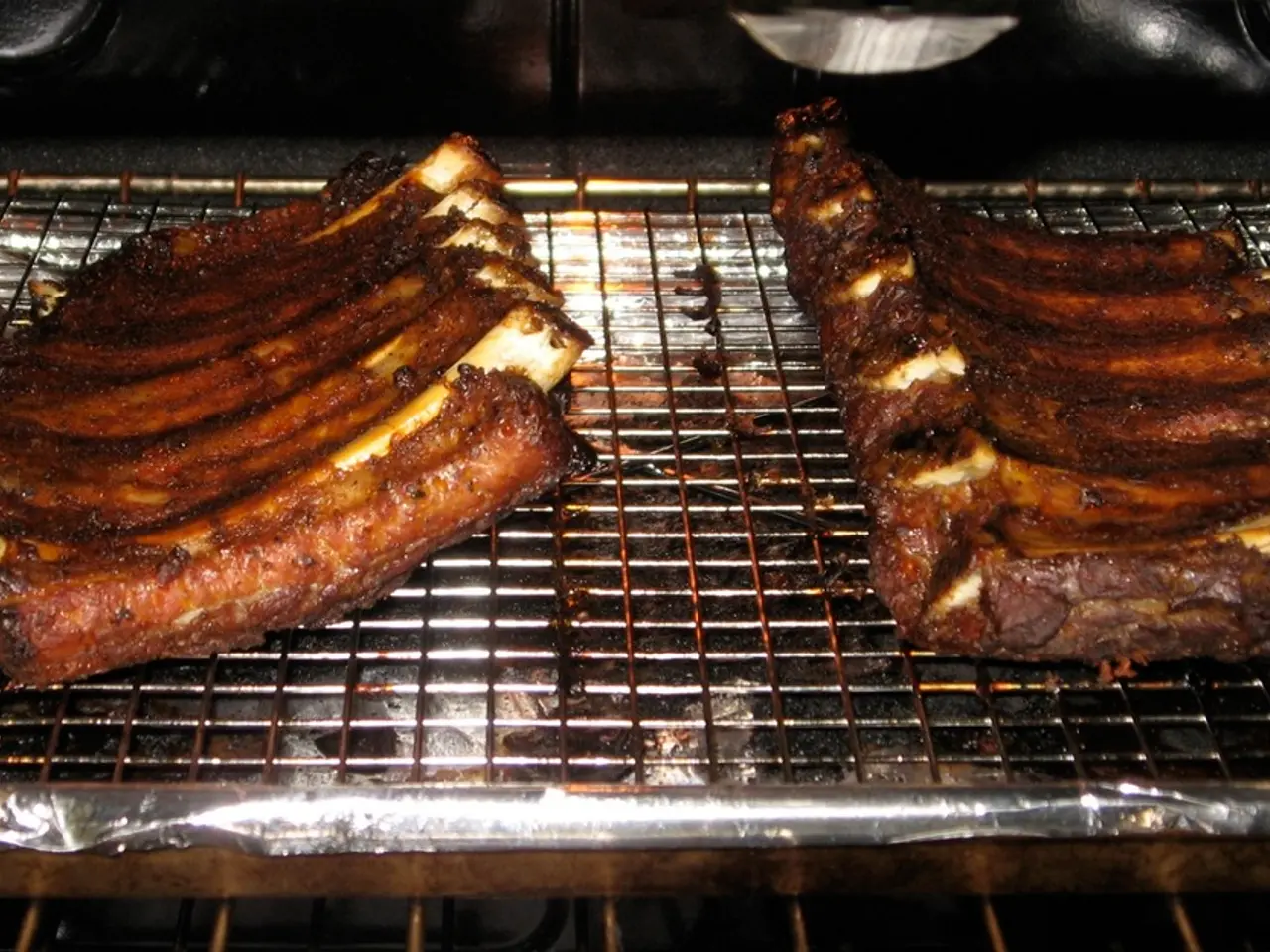 Dispositivi alternativi per la cottura alla griglia senza un grill tradizionale