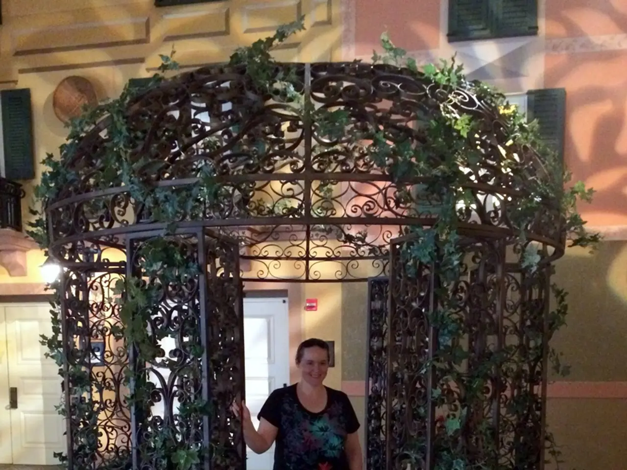 Raccogliersi al centro terapeutico contrasto inaugurale di Londra, 150 individui prendono parte a...