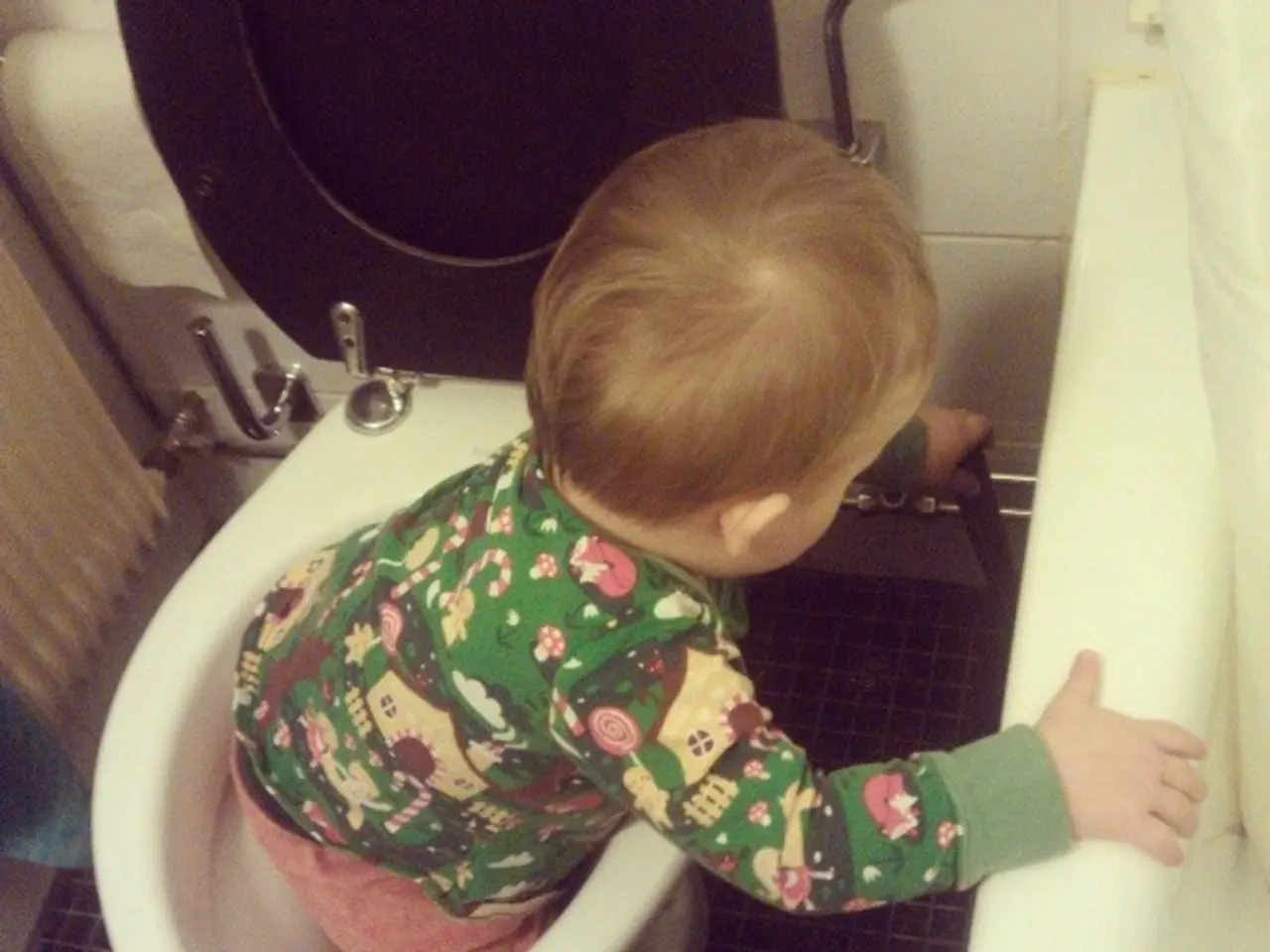 Defecazione negli Indumenti Intimi da Parte dei Bambini Addestrati: Strategie per i Genitori che si...