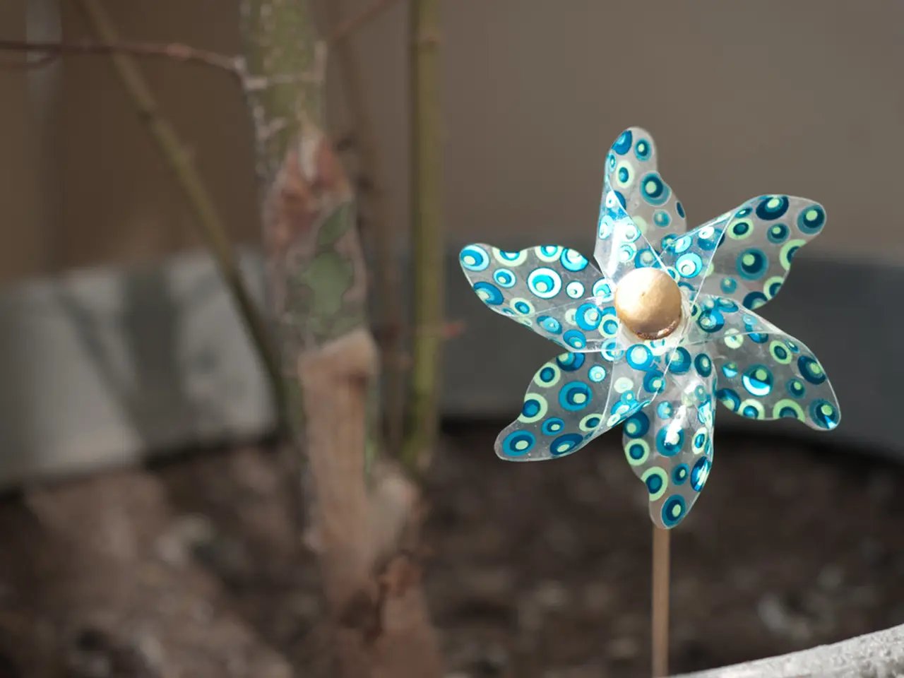 Stilizzazione Bonsai Spazzati dal Vento (Moyogi): Creazione di Movimento Fluttuante e Grazia