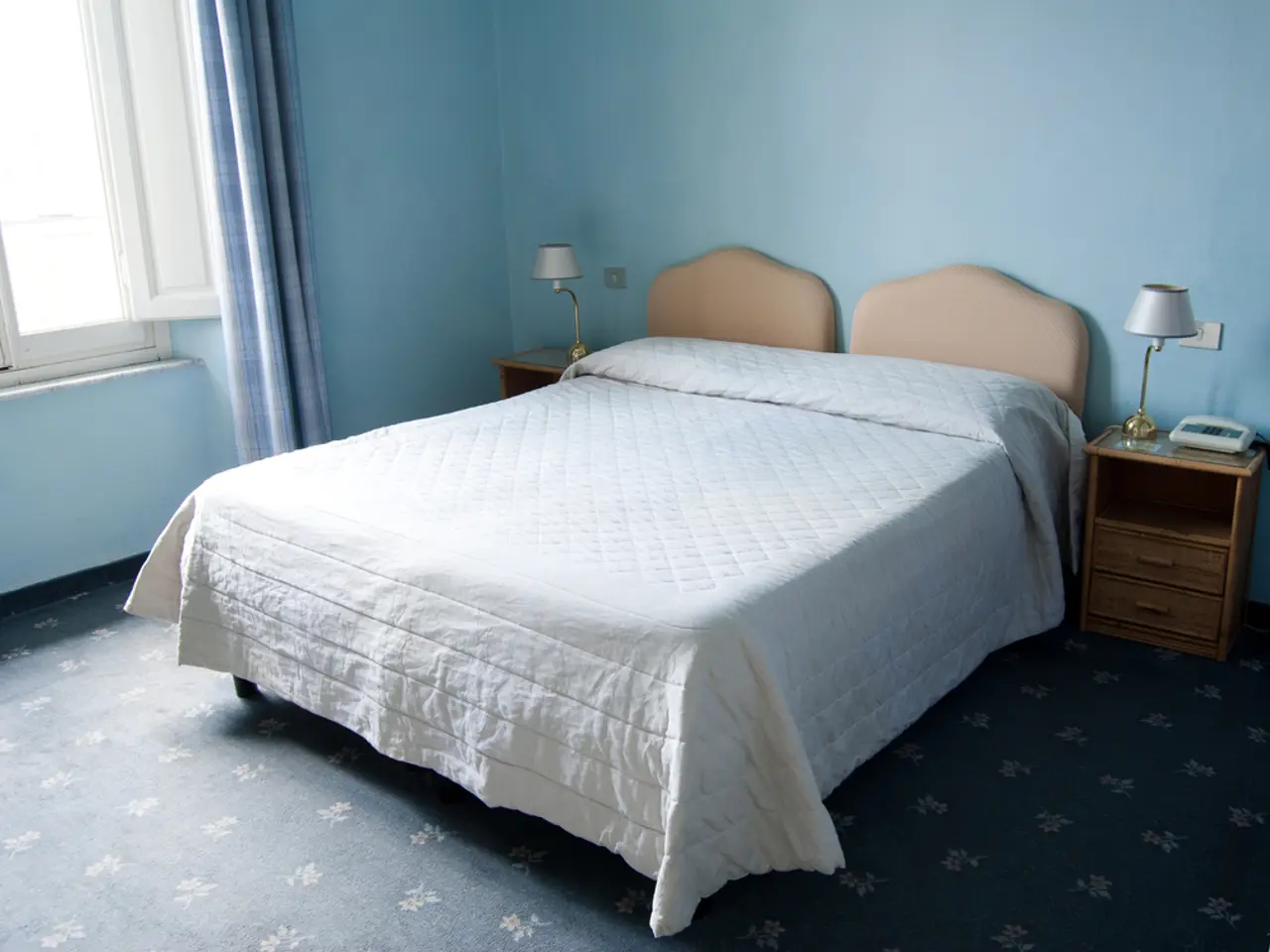  principali accessori per il letto di lusso: Trasforma il tuo santuario del sonno in un rifugio...