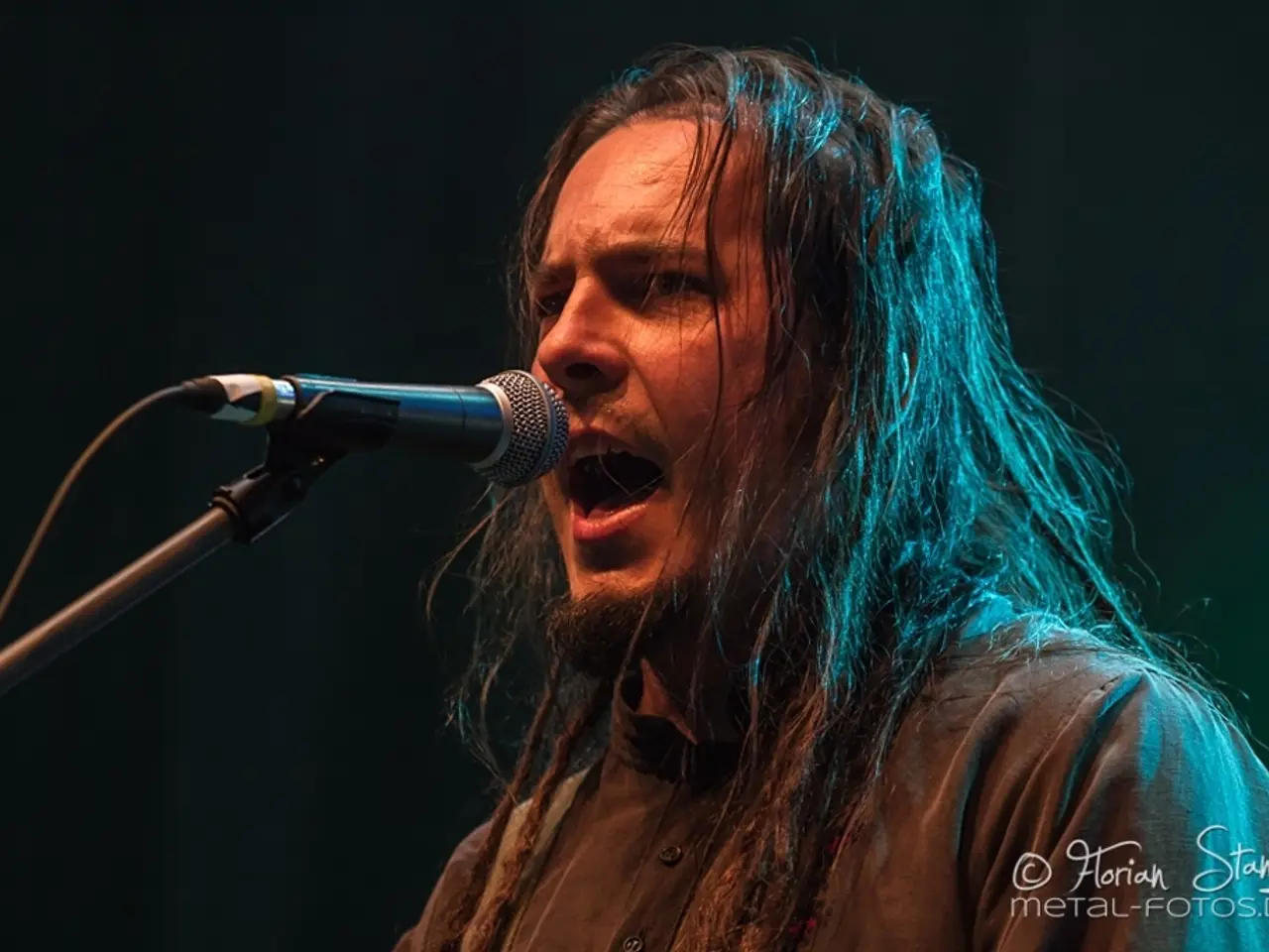 Esplorando le capacità di Alexa Echo come strumento di monitoraggio: valutare i vantaggi, gli...