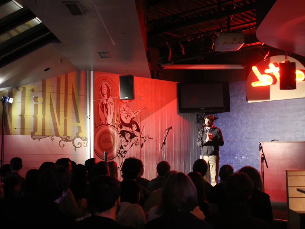 Certamente: È Possibile Montare Gli Altoparlanti (Soundbar) Sui Schermi TV?