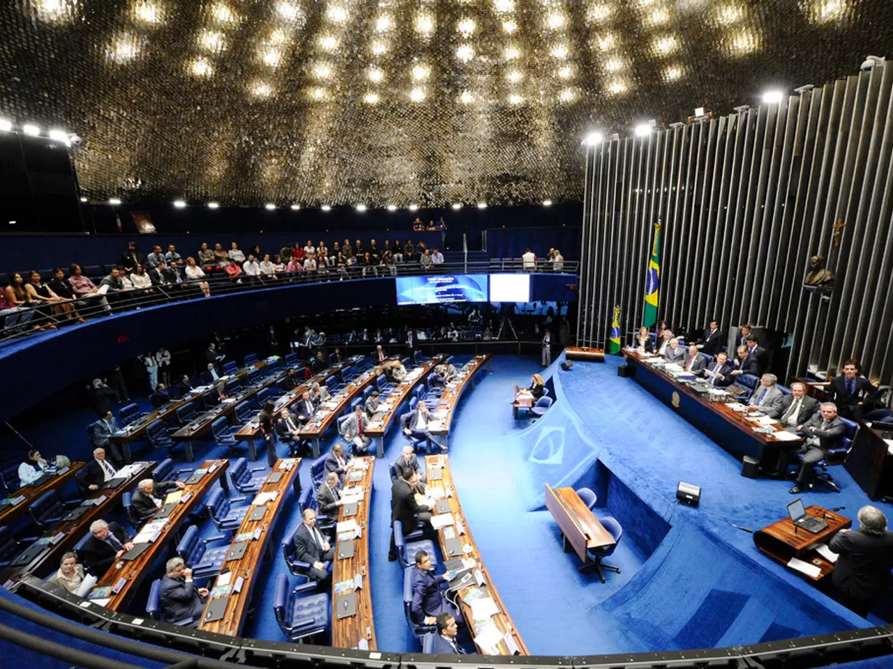 Figure politicale di PML-N, Rana Sanaullah, vince il seggio al Senato