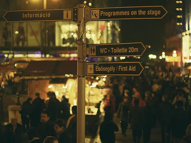 Bagni pubblici costosi: Cinque nuovi bagni modulari installati nei parchi di NYC costano più di 1...