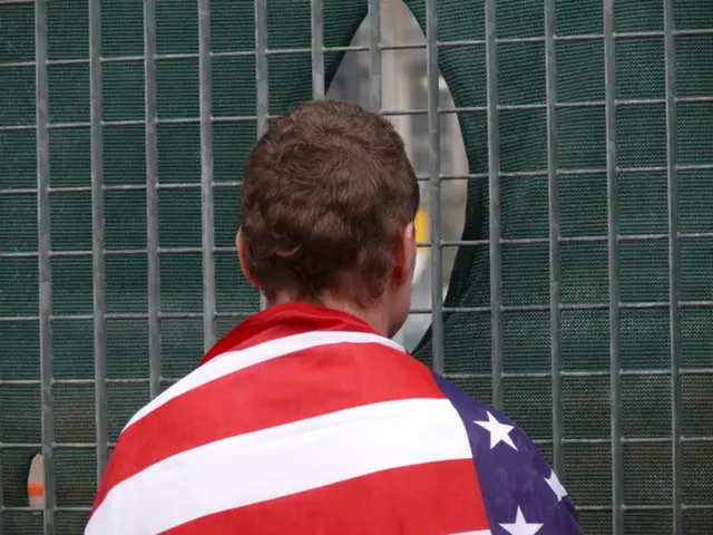 Autoproclamato 'Zionista Neocon' che si finge libertario