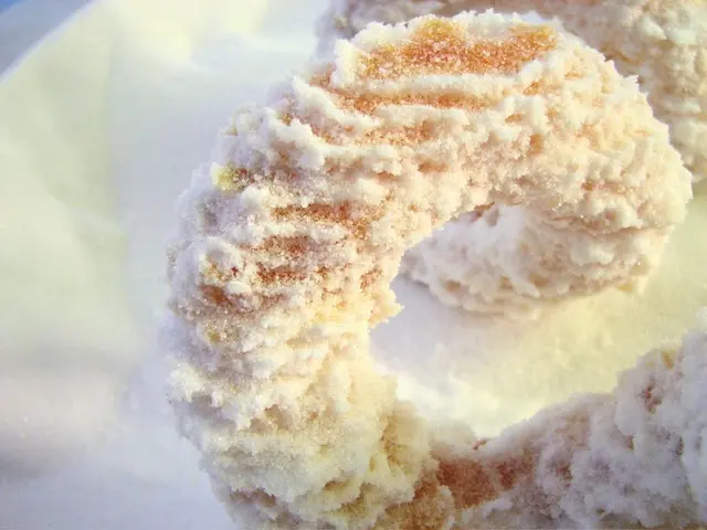 Sedia con macchie bianche: spiegazioni, rimedi e consigli per affrontarla