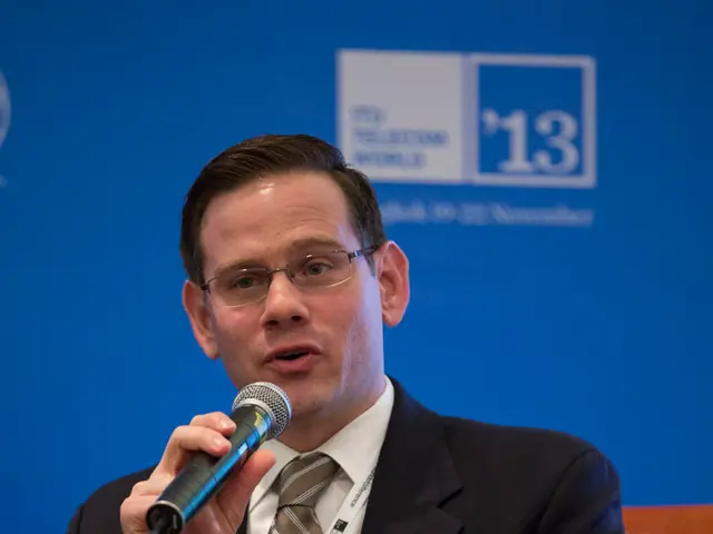 Trump ha considerato il licenziamento della Federal Reserve Chair, ma lo ha giudicato 'molto...