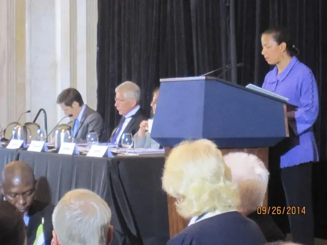 Michael Mizrachi si aggiudica la vittoria del WSOP Main Event, portando a casa un premio da 10...