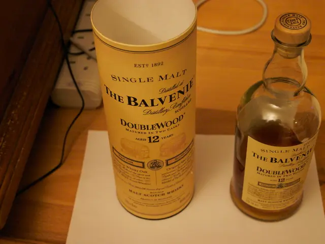 Nove Pinot Noir di Spicco da varie Regioni, Pronti per il Consumo Immediato