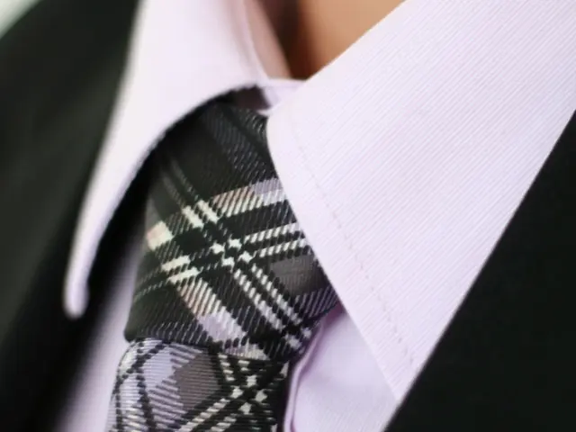 Migliora il tuo abbigliamento da golf con 5 sconti stellari dall'evento di liquidazione di fine...