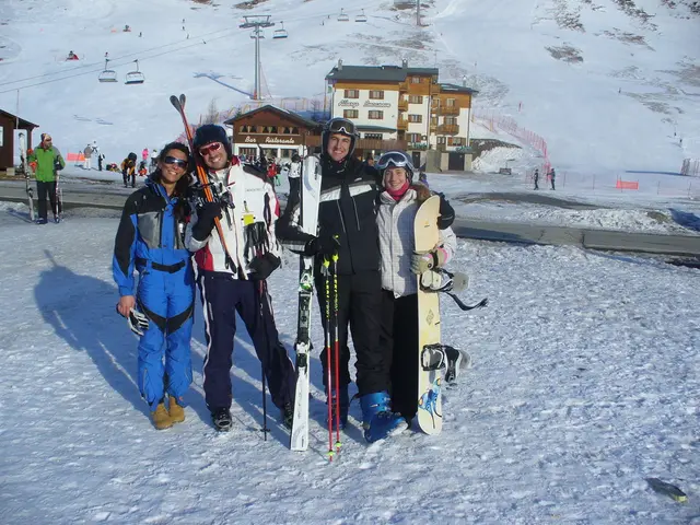 Primi membri della squadra di spedizione ritrovati nella base di supporto Bielorussa dell'Antartide