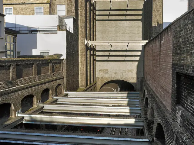 Elon Musk sta portando il traffico cittadino sottoterra con la sua società, The Boring Company.