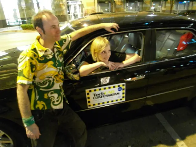 Il musicista Bac svela "Carrier Seat", il suo ultimo brano solista.