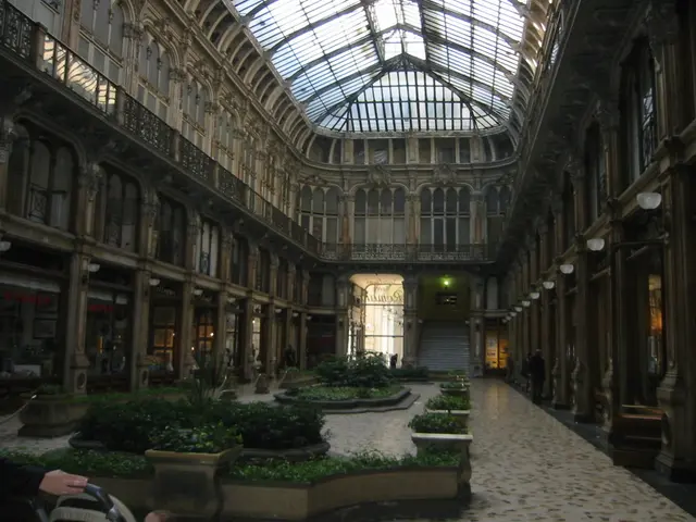 L'installazione obbligatoria dei pannelli solari potrebbe portare a un aumento delle spese per la...