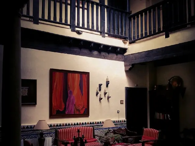 Guida per aggiungere accoglenza alla tua casa utilizzando il legno, come suggerito dall'approccio...