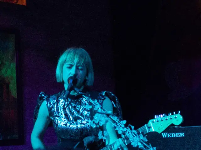 Audace, vivace e fuori dagli schemi: Chappell Roan ridefinisce la musica pop come Lady Gaga ha...