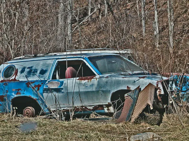 Somma finanziaria di circa 250.000 euro a causa di un incendio in un'officina automobile