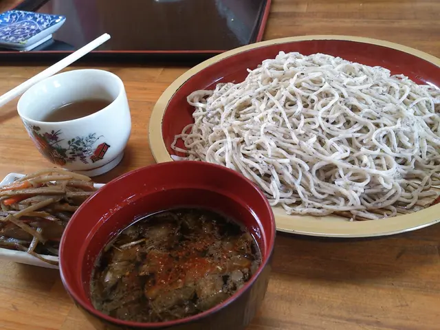 Delizie Culinarie Thai: Una Raccolta di 30 Ricette Autentiche