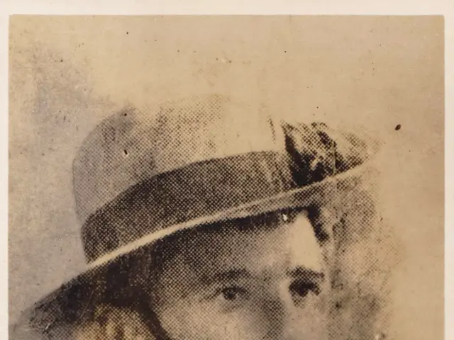 Bêto di Giardino con Decorazione a Mano con Macchie di Fiore